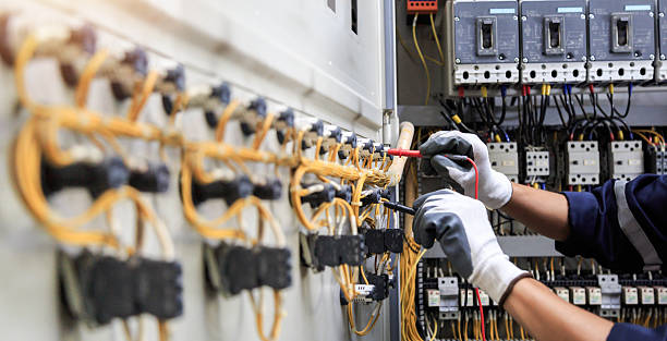 Professional Electrician technician working in Mexia, TX